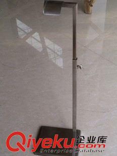 掛包架 廣州服裝貨架廠家供應不銹鋼掛包架、電鍍掛包架、噴漆掛包架圖片|掛包架 廣州服裝貨架廠家供應不銹鋼掛包架、電鍍掛包架、噴漆掛包架產(chǎn)品圖片由佛山市三水區(qū)豐固五金制品公司生產(chǎn)提供-